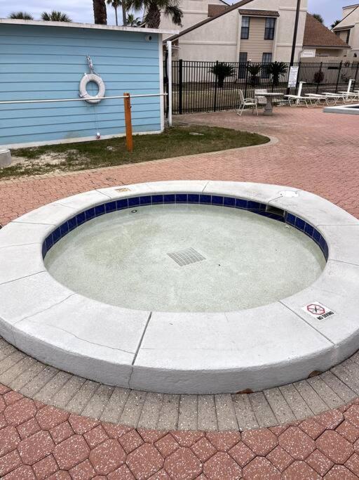 Lazy Palm 4 Pools Short Walk To Beach! Sleeps 5! 巴拿马城 外观 照片